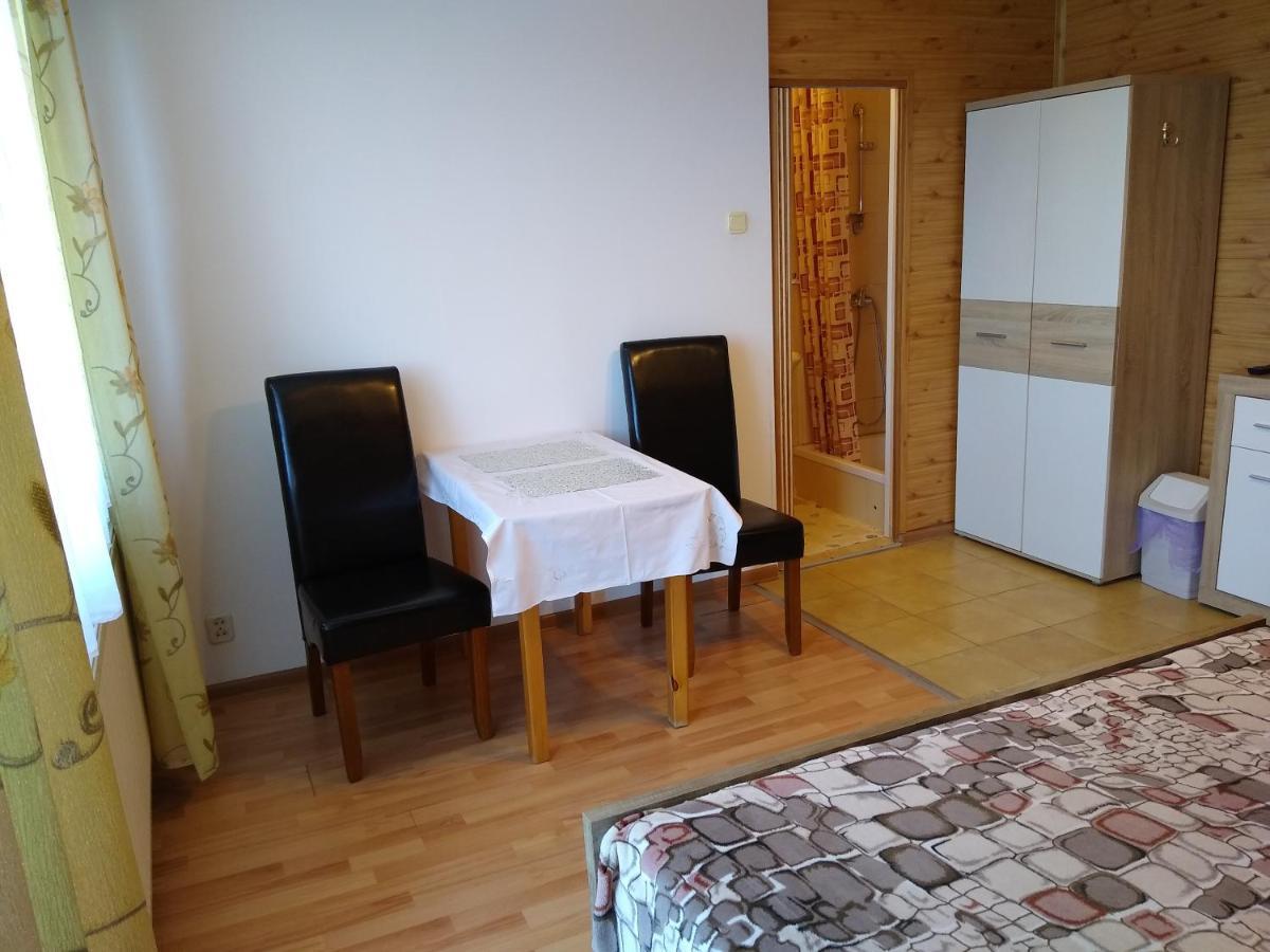 Apartamento Dom Wschodzacego Slonca Solina  Exterior foto